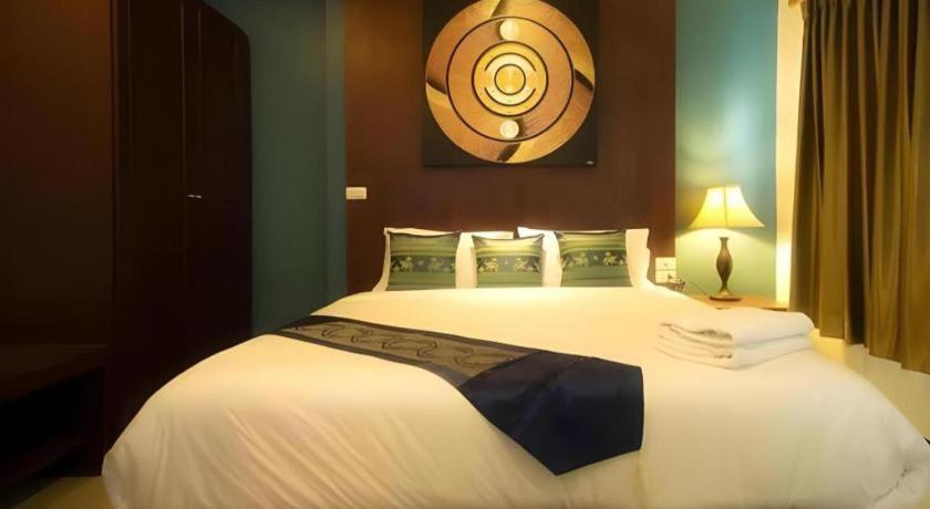 Ilmare Patong Place Экстерьер фото